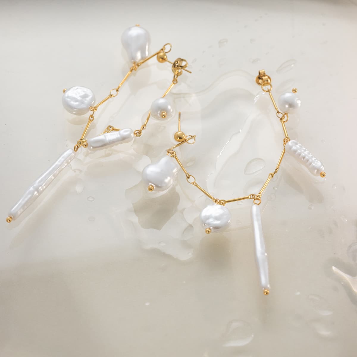 Céleste Céleste Earrings Philisande 18K Gold