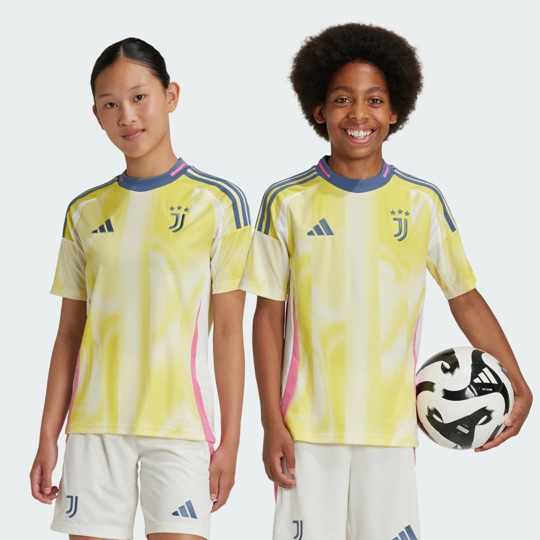 Adidas Juventus 24/25 Bortetrøye