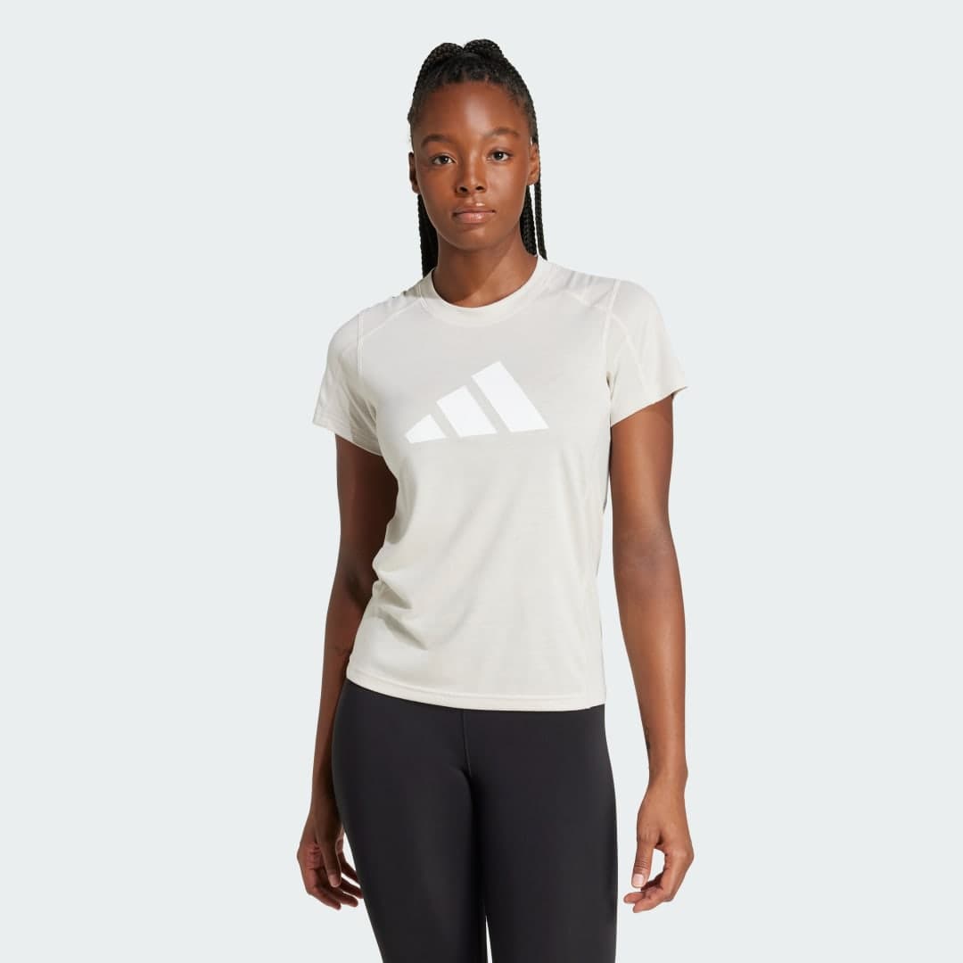 Train Essentials Big Performance Logo Training T-skjorte