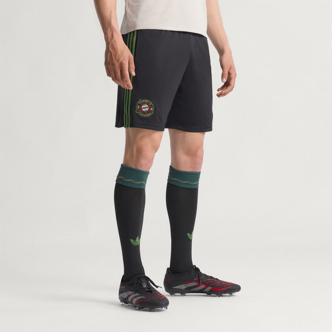 Adidas FC Bayern 25/26 Wiesn Shorts