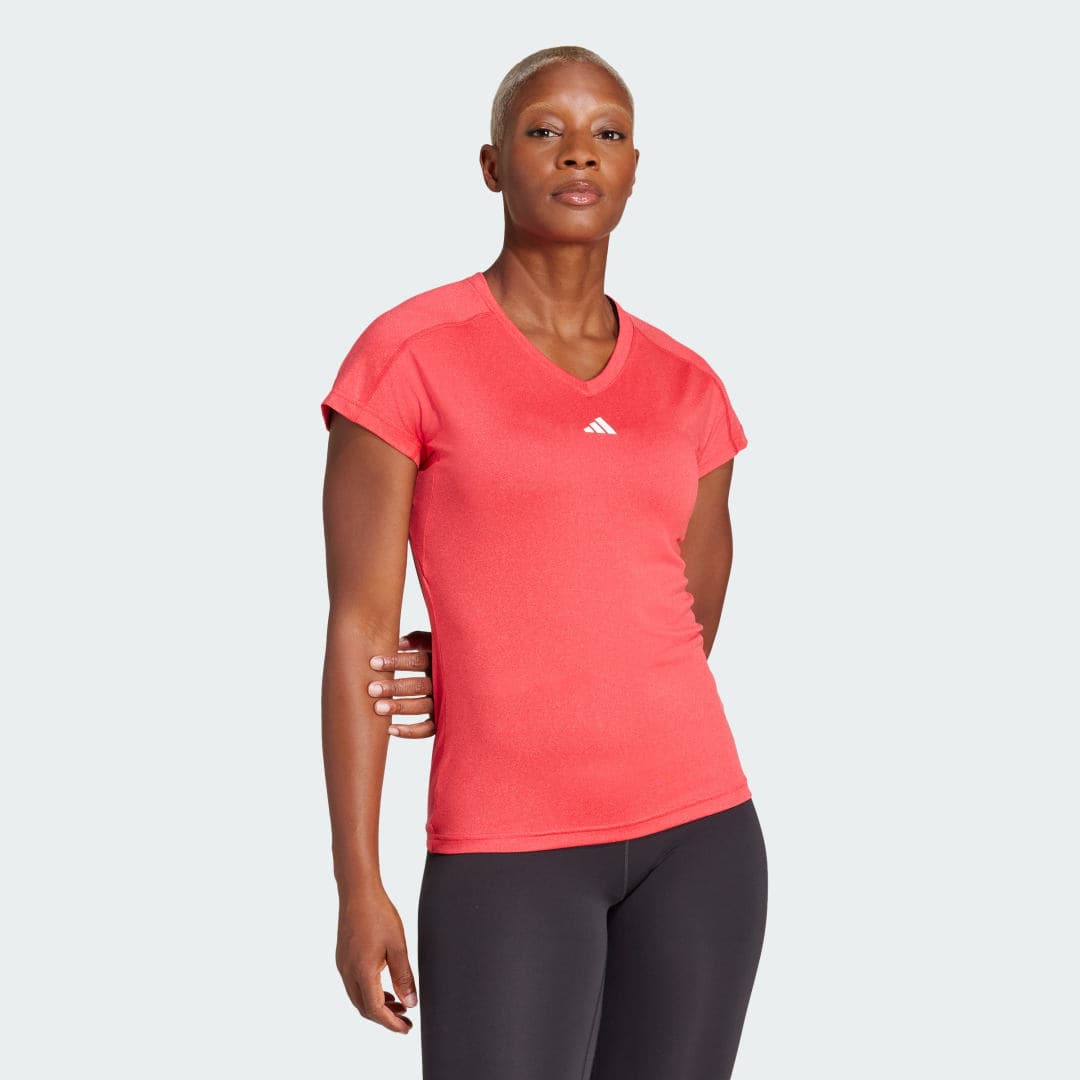 AEROREADY Train Essentials Minimal Branding V-Neck T-skjorte