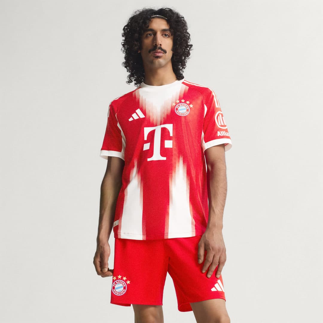 Adidas FC Bayern 25/26 Authentic Hjemmetrøye