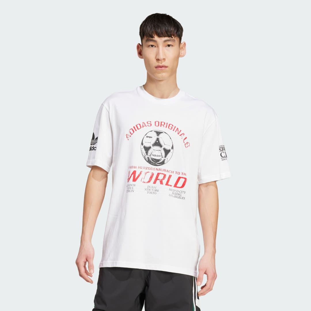 Adidas 90s Football Graphic T-skjorte