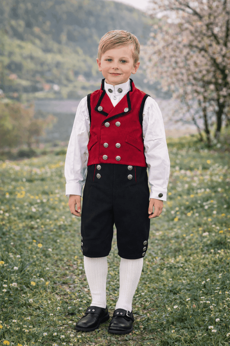 Salto Festdrakt Gutt Rød (128 / 8 år)