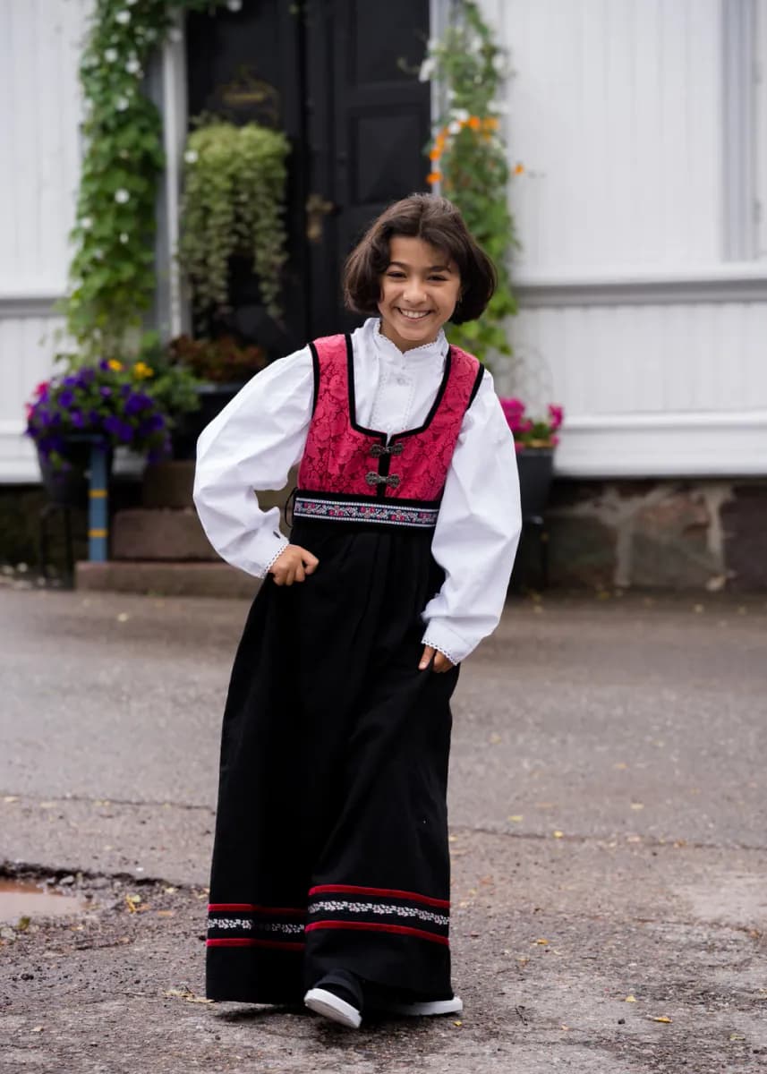 Salto Oline Festdrakt Jente Rose (15-16 år)