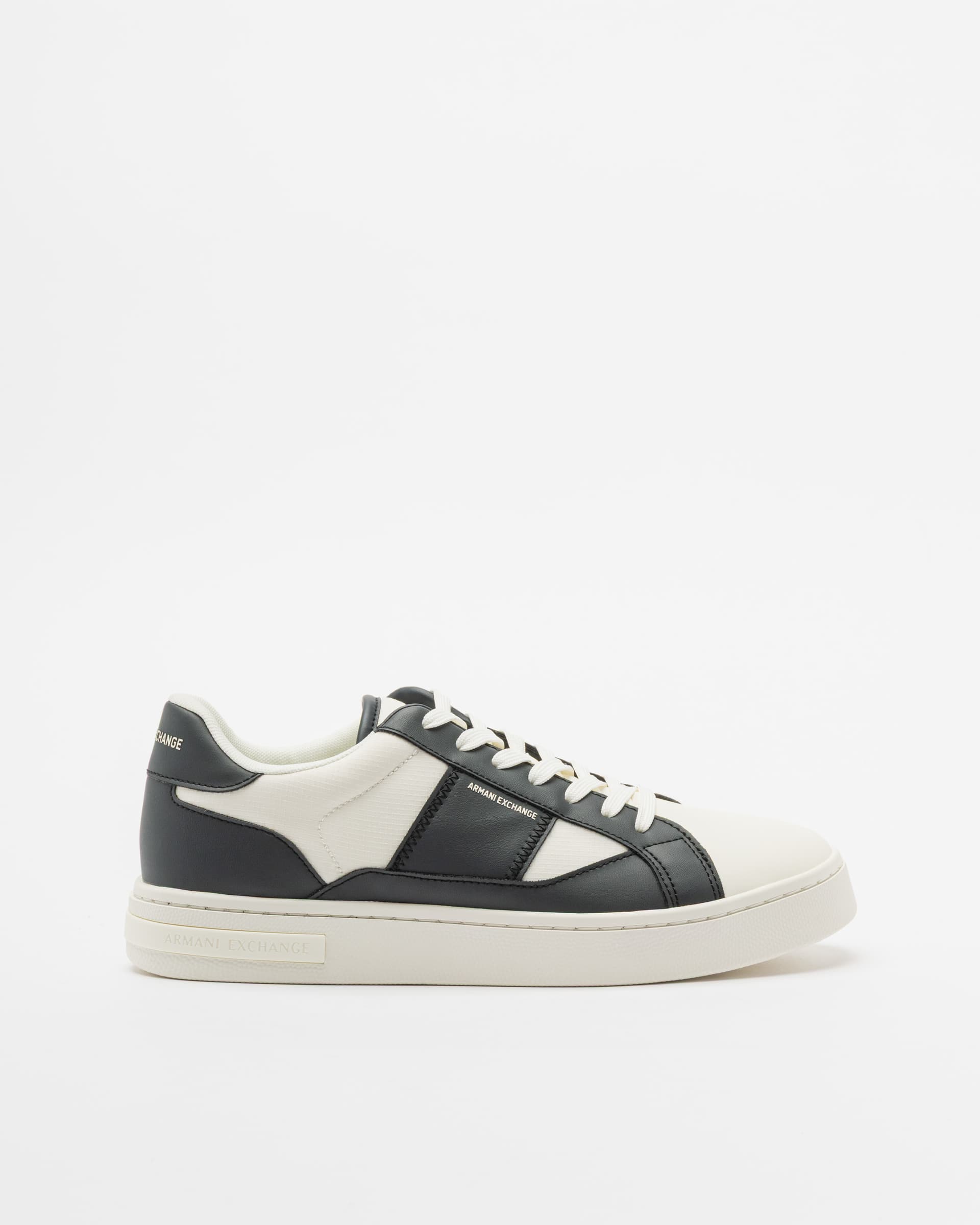 Armani Exchange Sapatilhas brancas Armani Exchange XUX241 Branco